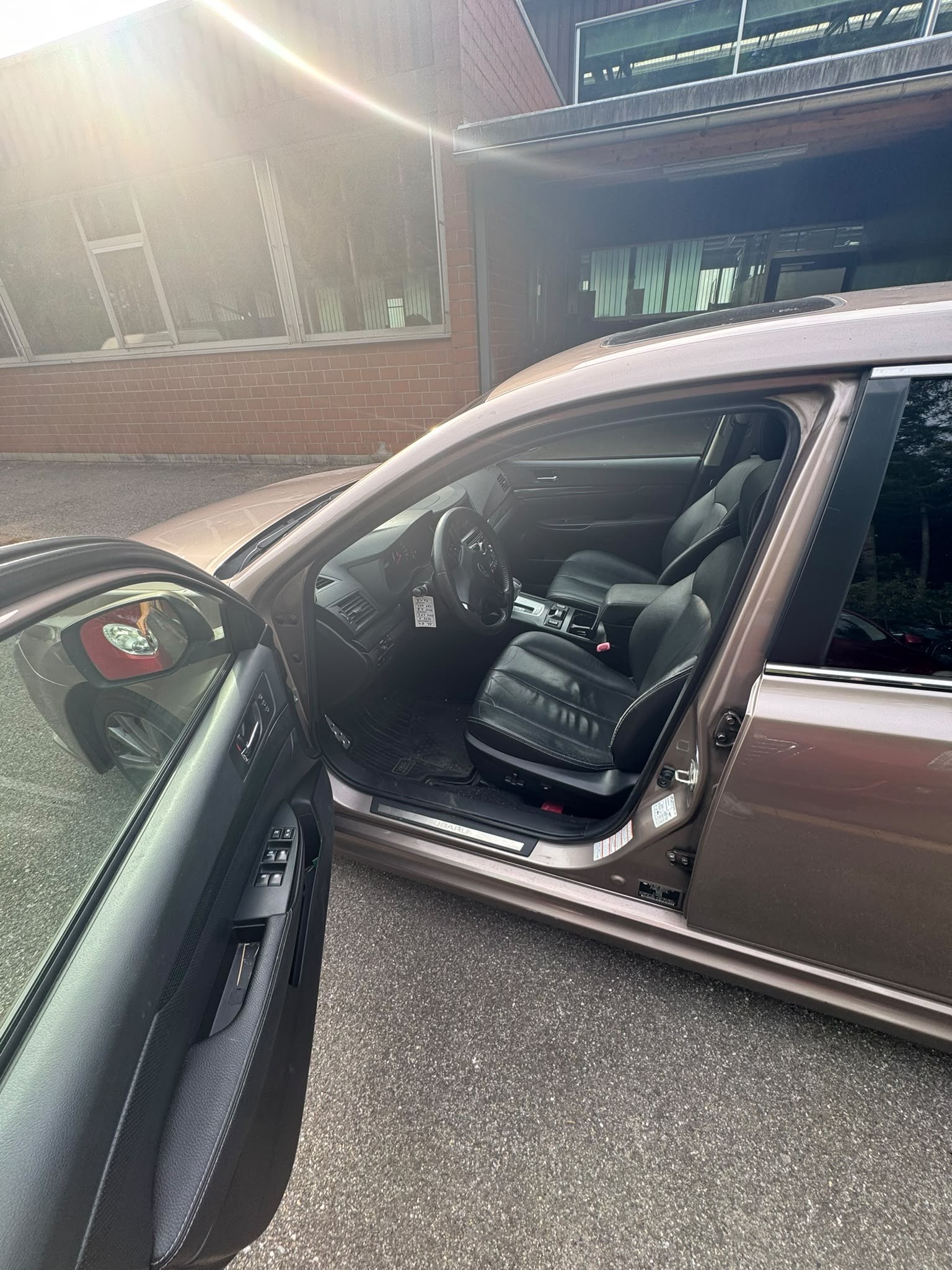 SUBARU Legacy 2.5i Swiss AWD Lineartronic-image-10