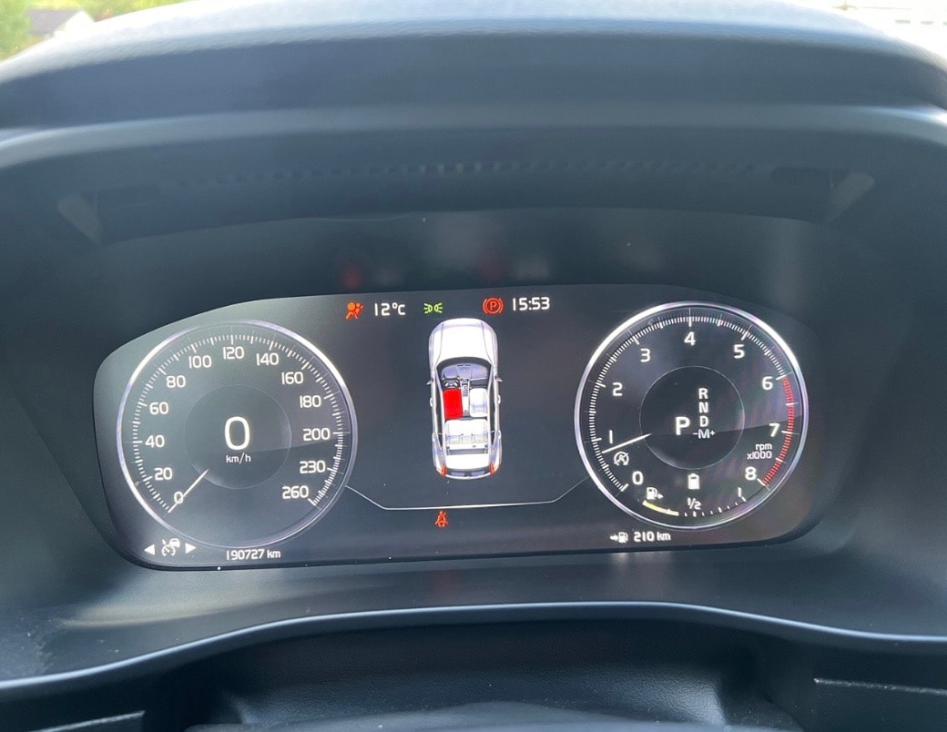 VOLVO XC40 B4 Benzin Mild Hybrid AWD Momentum Geartronic-image-22