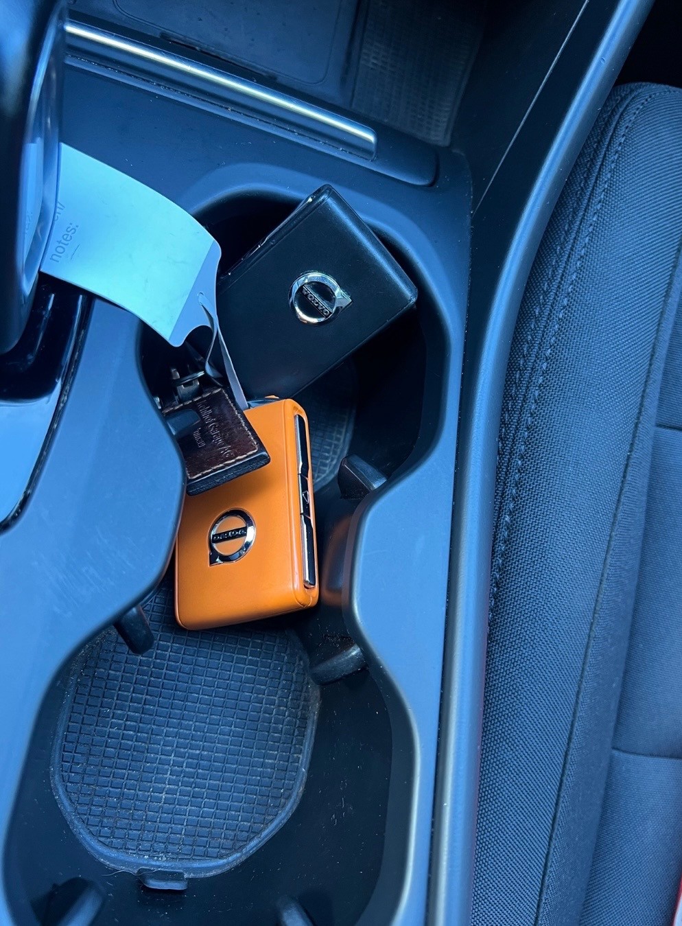 VOLVO XC40 B4 Benzin Mild Hybrid AWD Momentum Geartronic-image-29