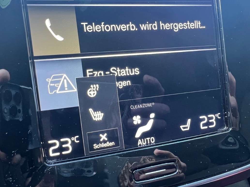 VOLVO XC40 B4 Benzin Mild Hybrid AWD Momentum Geartronic-image-21