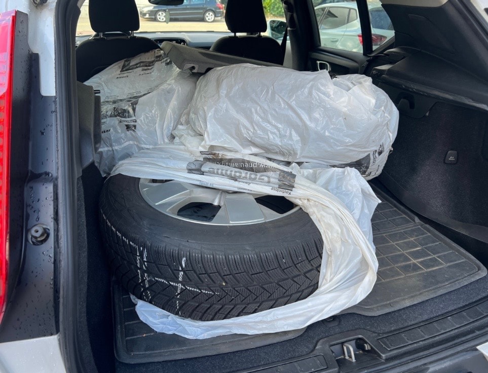 VOLVO XC40 B4 Benzin Mild Hybrid AWD Momentum Geartronic-image-13