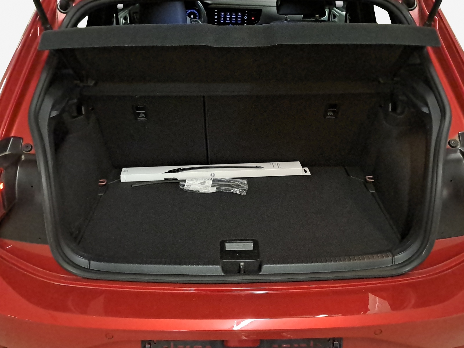 VW Polo 1.0 TSI R-Line DSG-image-12
