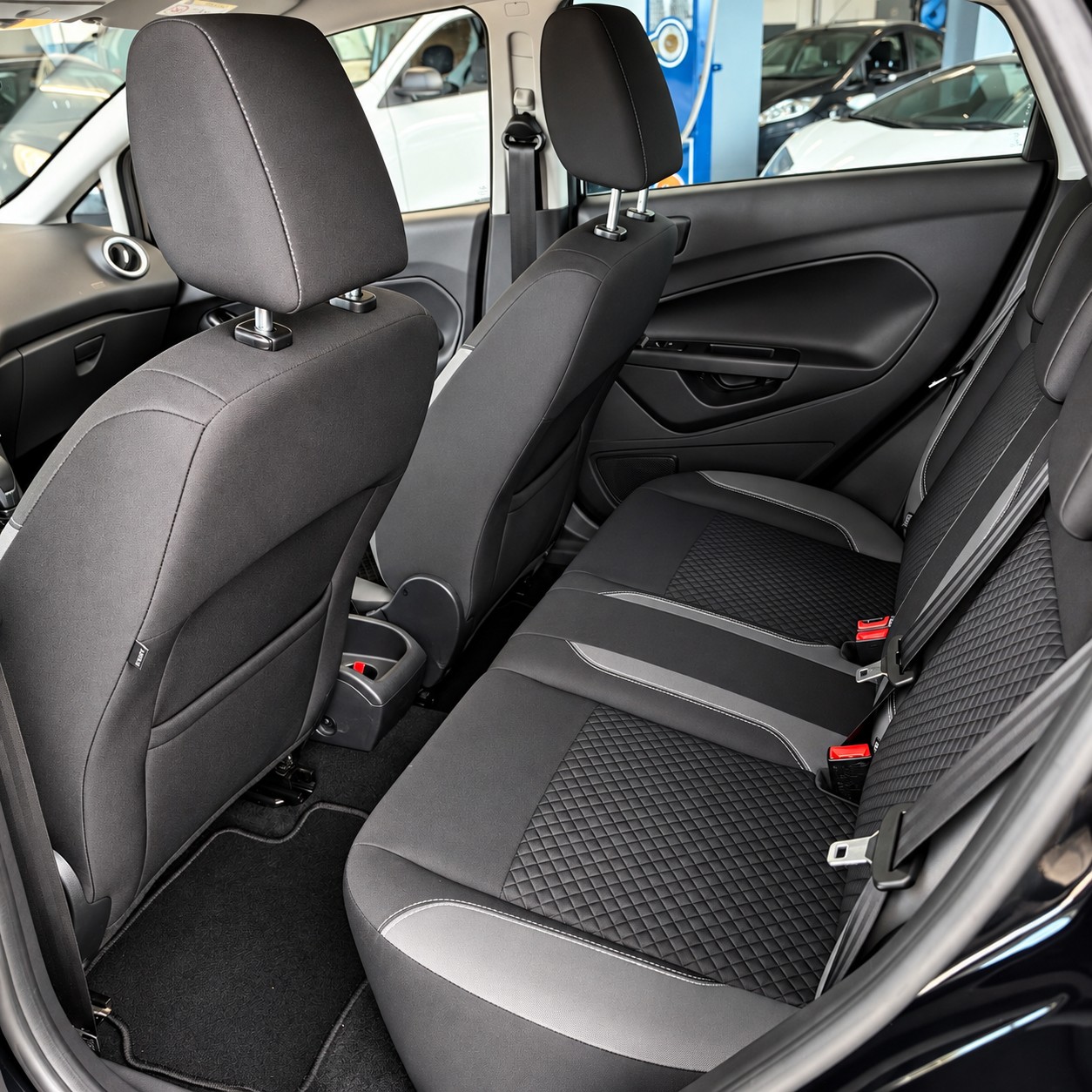 FORD Fiesta 1.0 SCTi Titanium PowerShift-image-11