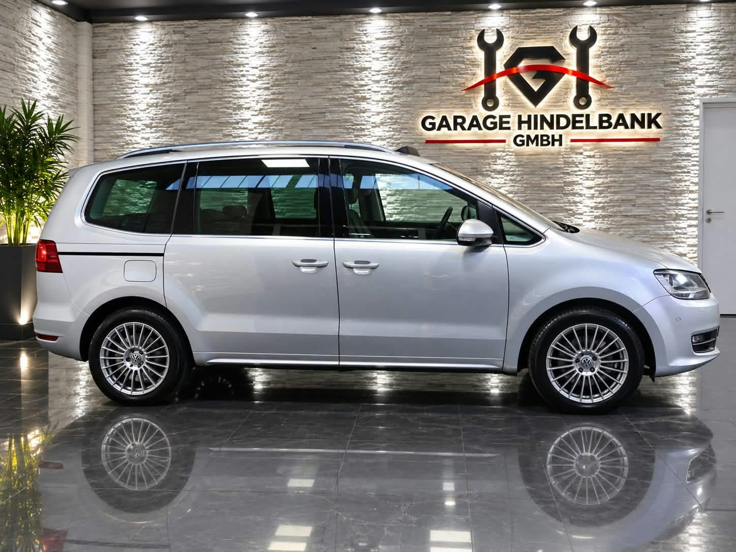 VW Sharan 2.0 TDI BMT Comfortline DSG-image-5