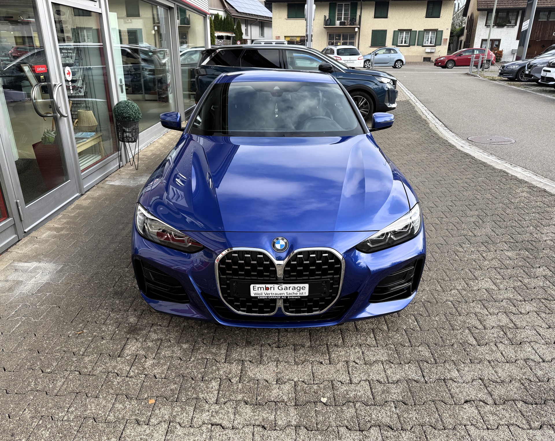 BMW 420i Coupé Steptronic M Sport-image-1
