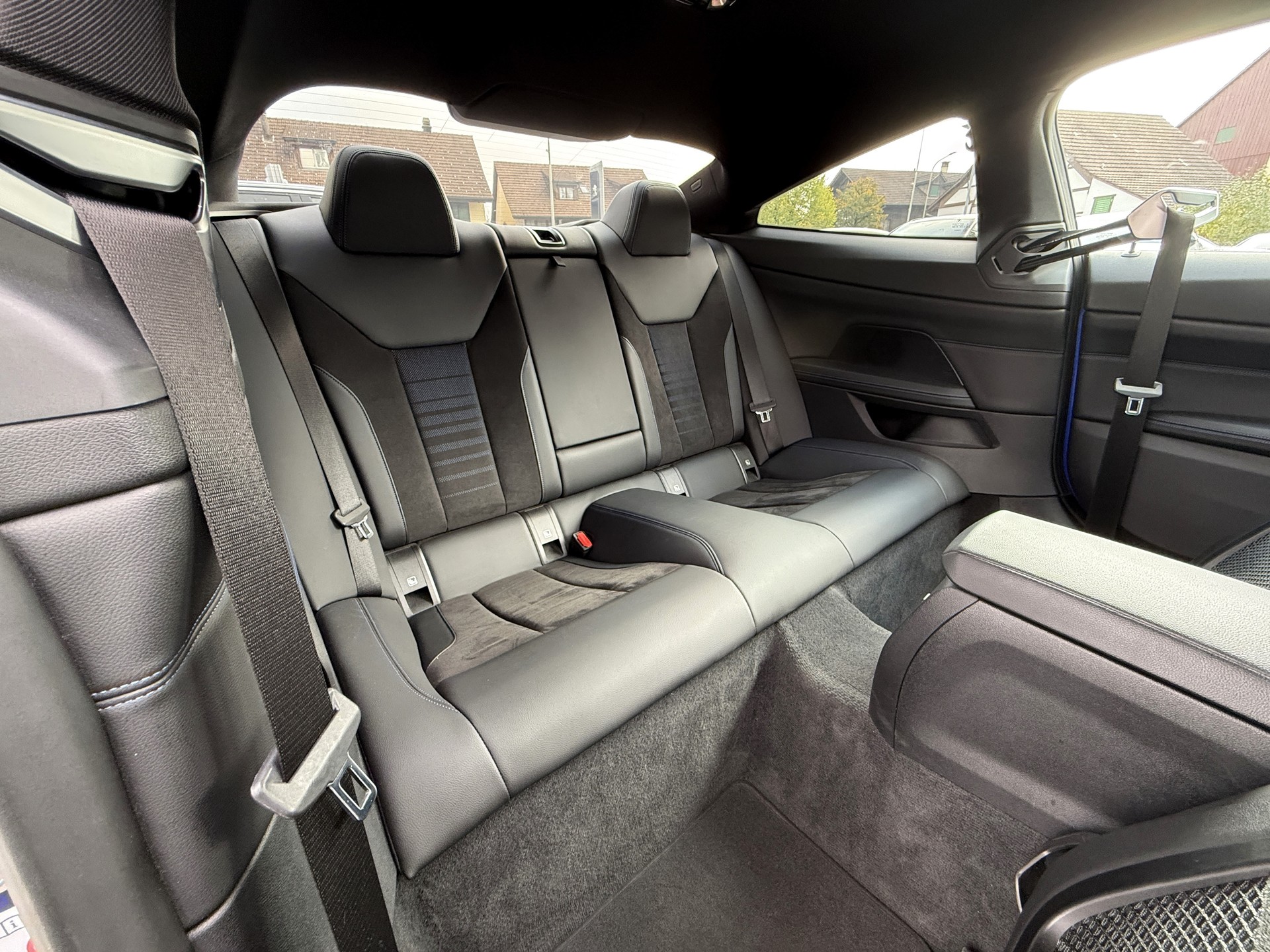 BMW 420i Coupé Steptronic M Sport-image-10