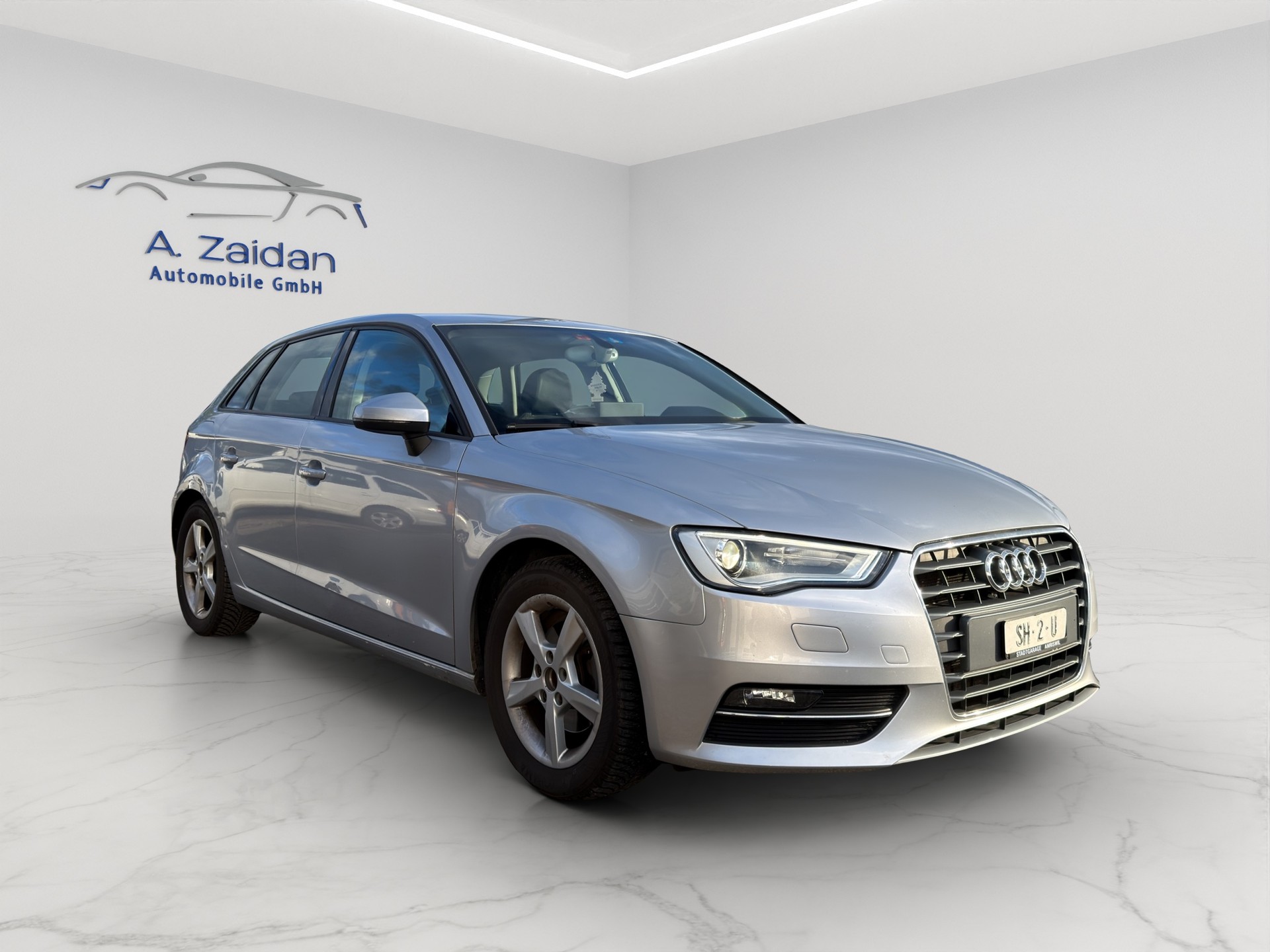 AUDI A3 Sportback 1.4 TFSI Ambition-image-2