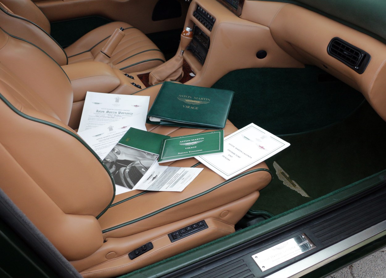 ASTON MARTIN Virage-image-14