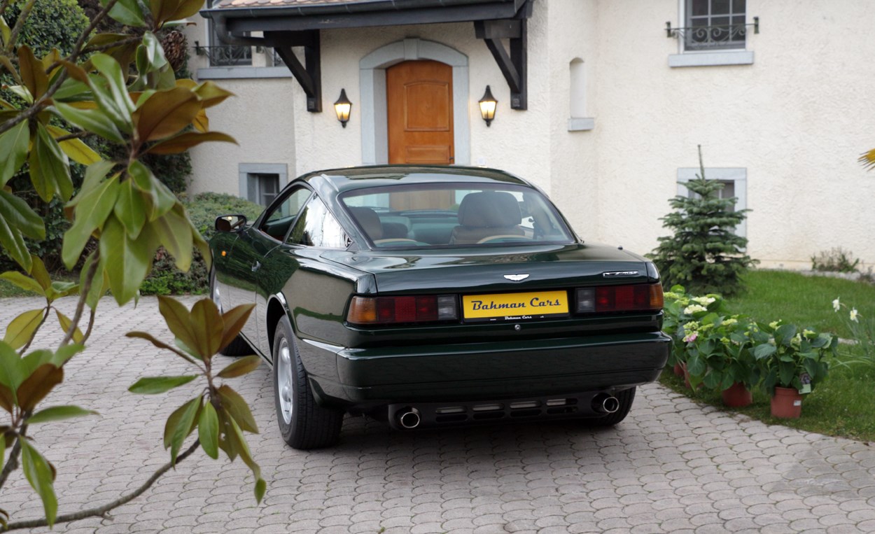ASTON MARTIN Virage-image-23