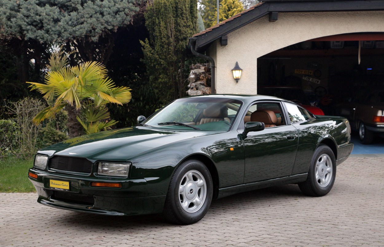 ASTON MARTIN Virage-image-28