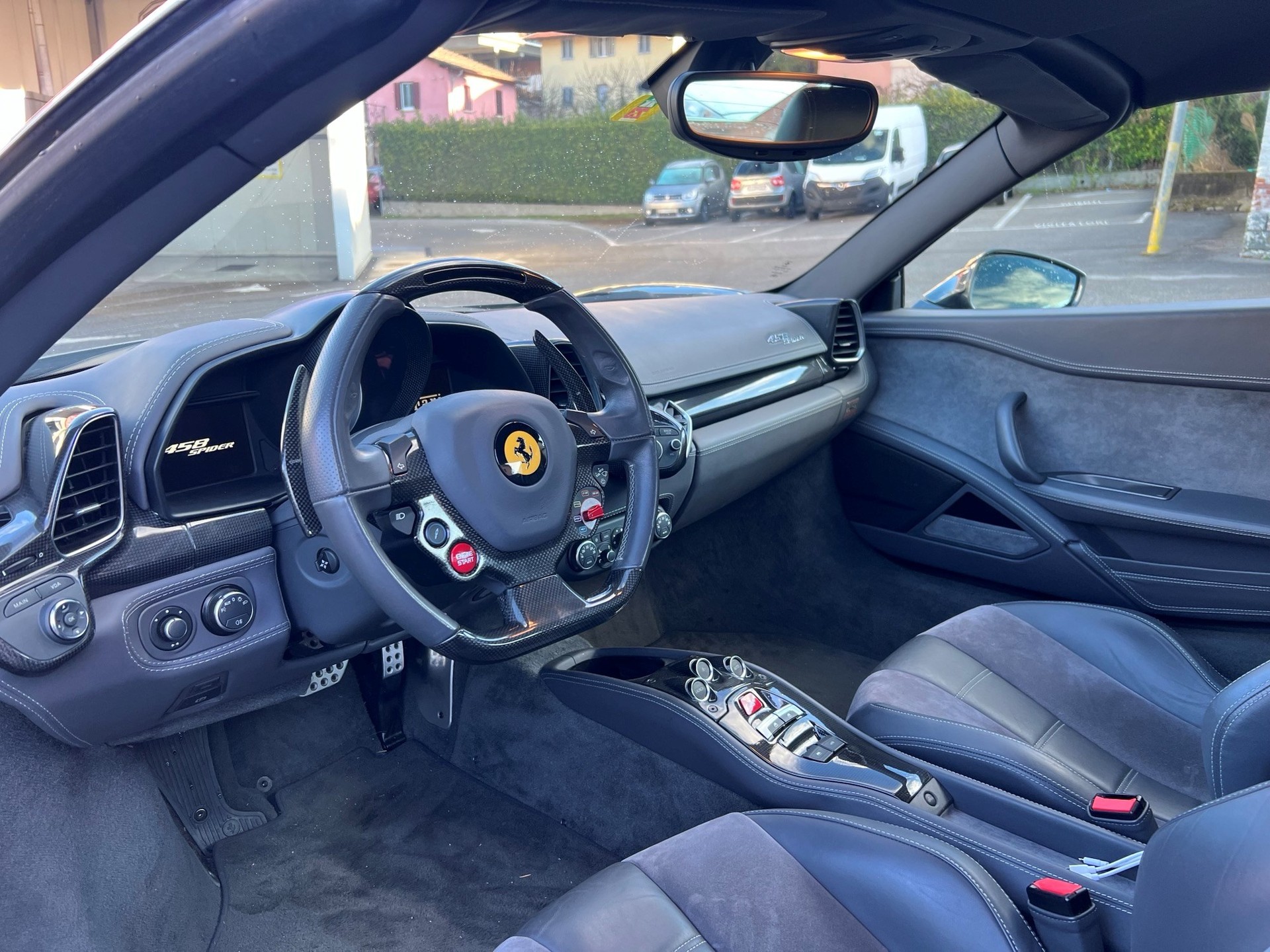 FERRARI 458 Spider Italia 4.5 V8-image-9