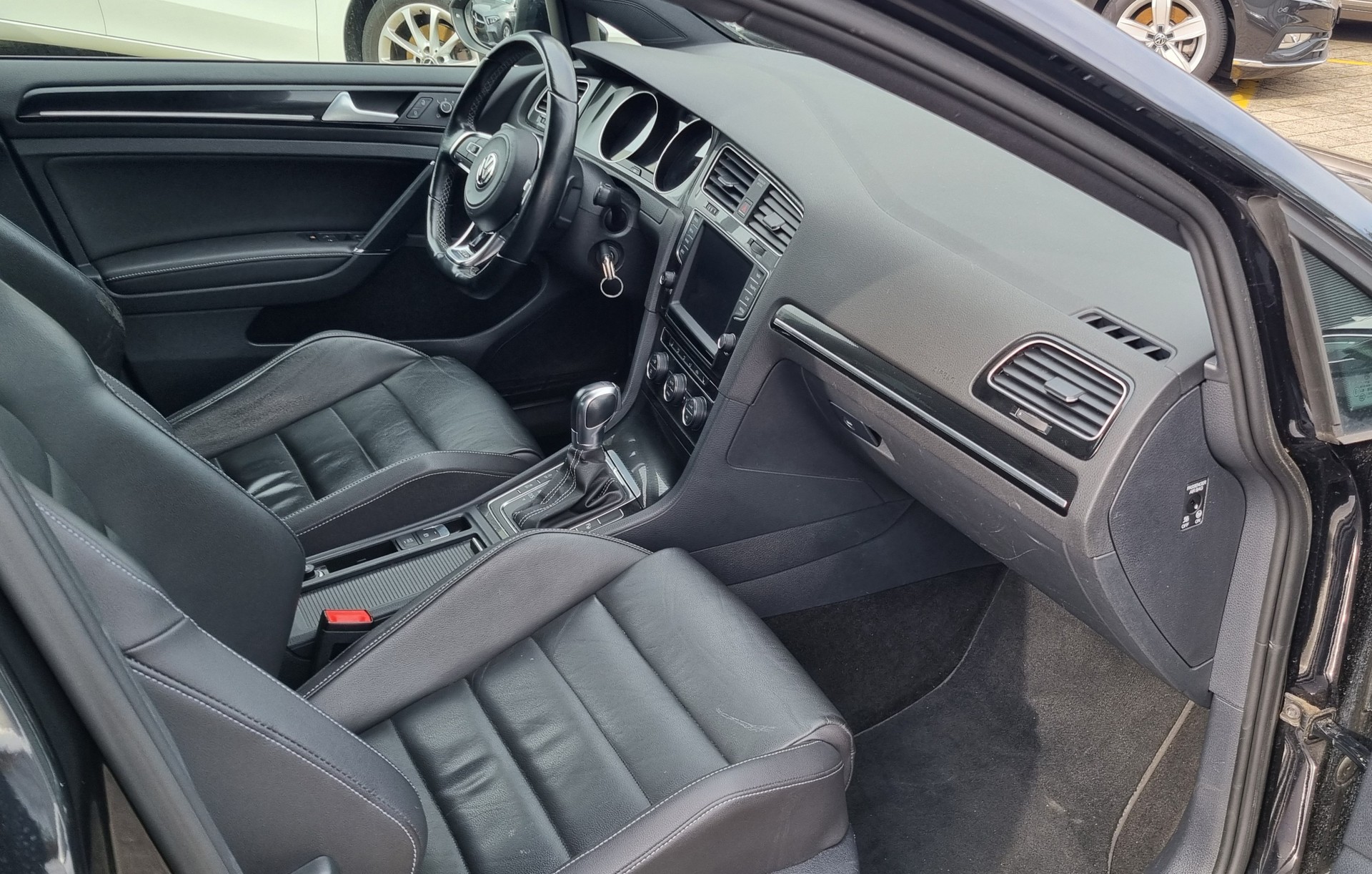 VW Golf 2.0 TDI GTD DSG-image-9