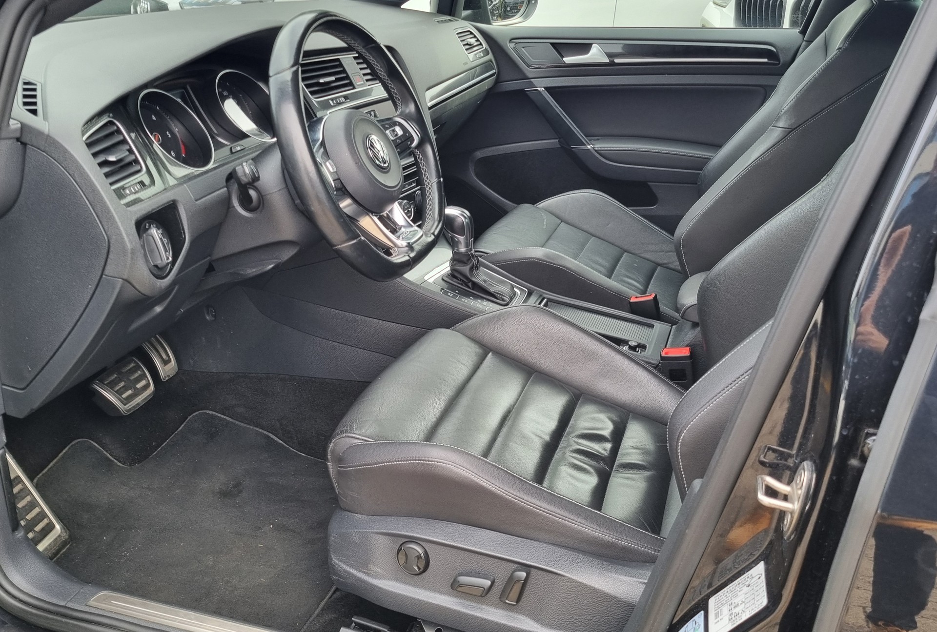 VW Golf 2.0 TDI GTD DSG-image-6