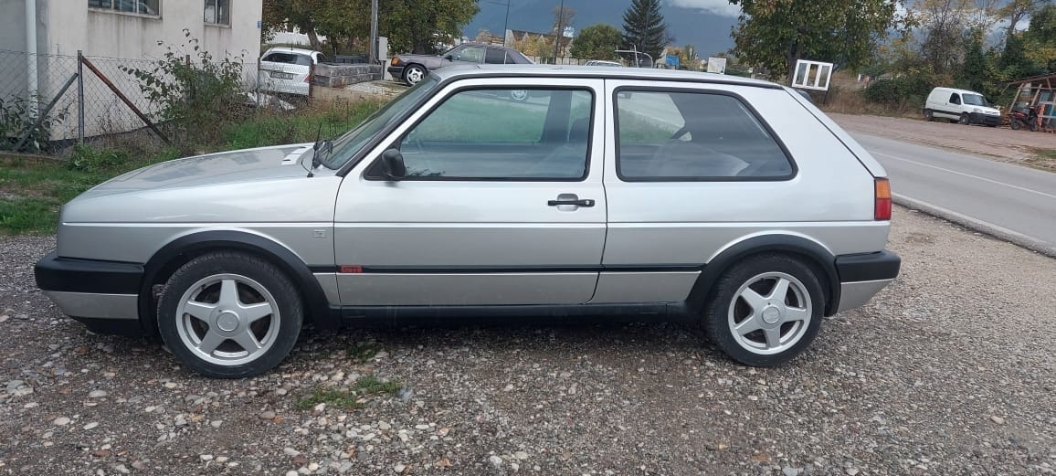 VW GOLF-image-7