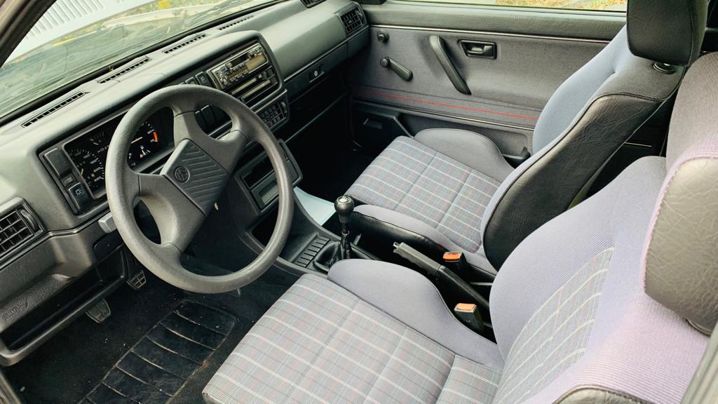 VW GOLF-image-9