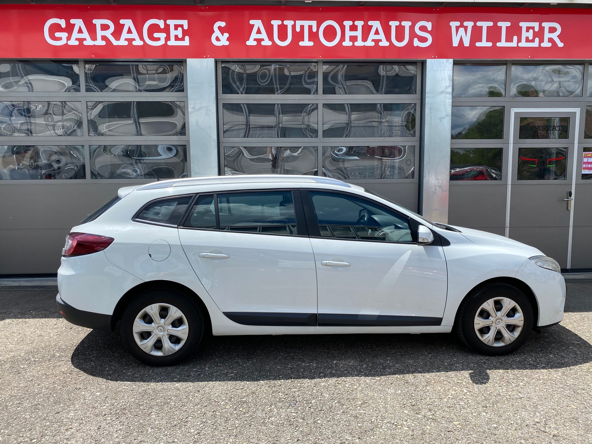 RENAULT Mégane Grandtour 1.5 dCi Expression-image-3