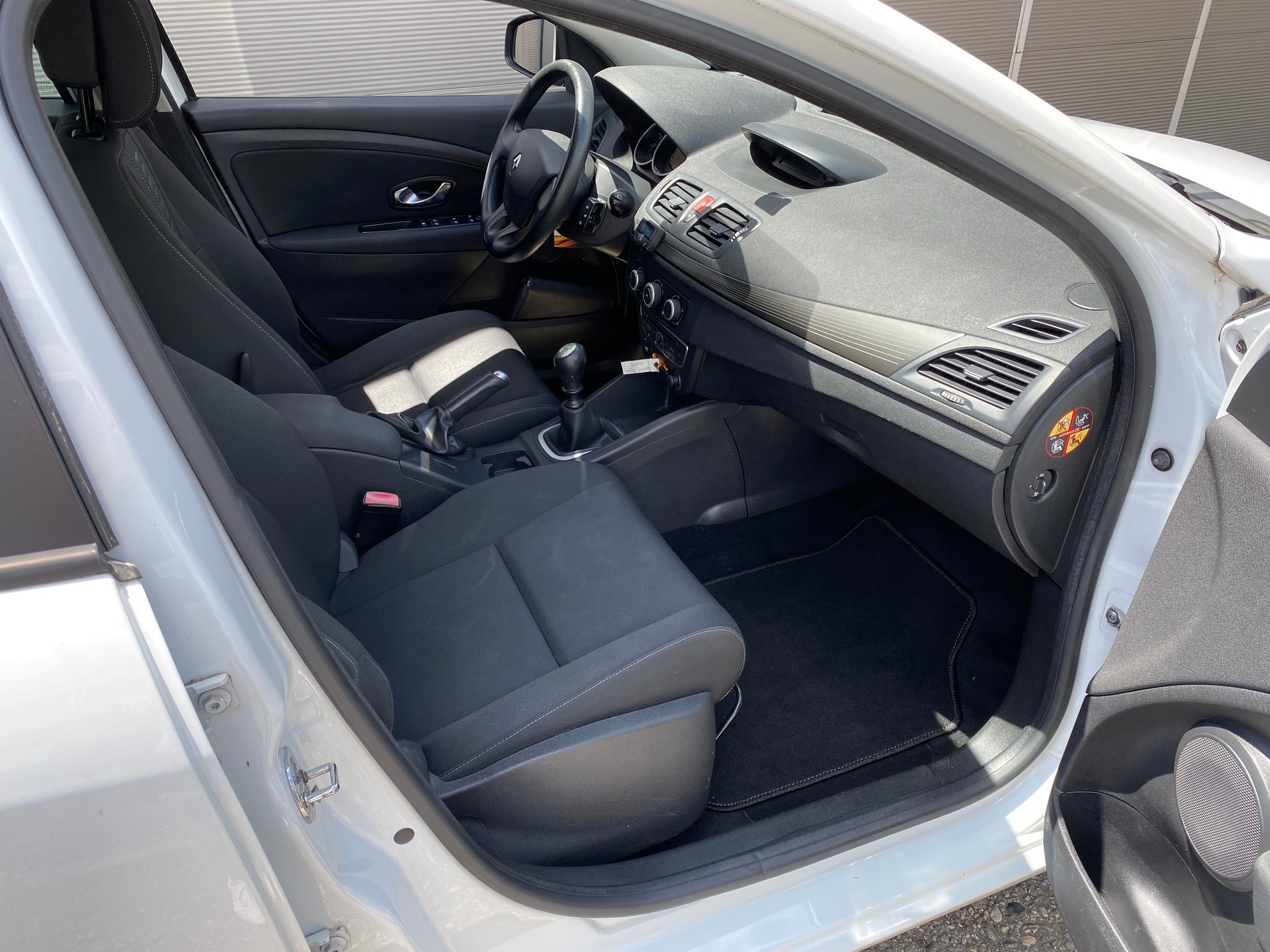 RENAULT Mégane Grandtour 1.5 dCi Expression-image-10
