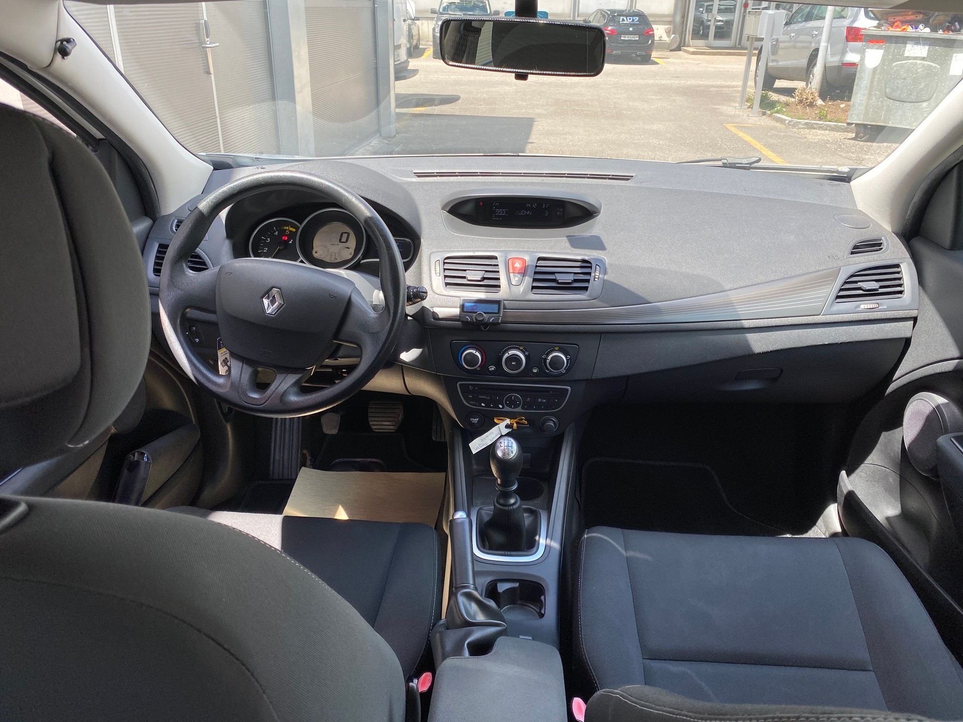 RENAULT Mégane Grandtour 1.5 dCi Expression-image-8