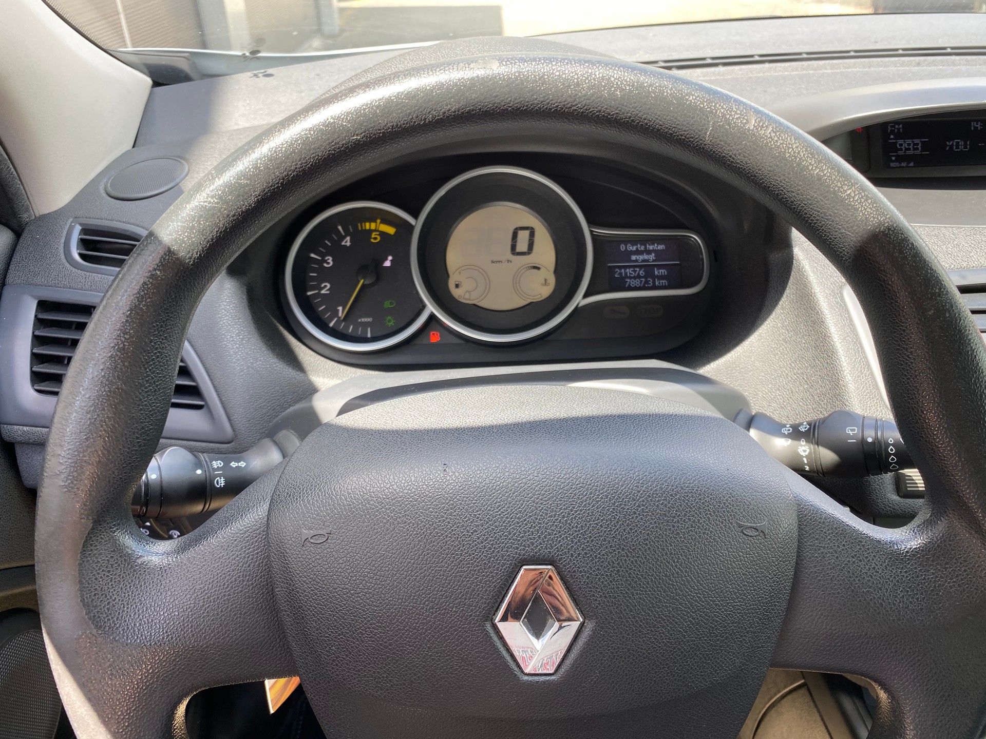 RENAULT Mégane Grandtour 1.5 dCi Expression-image-13