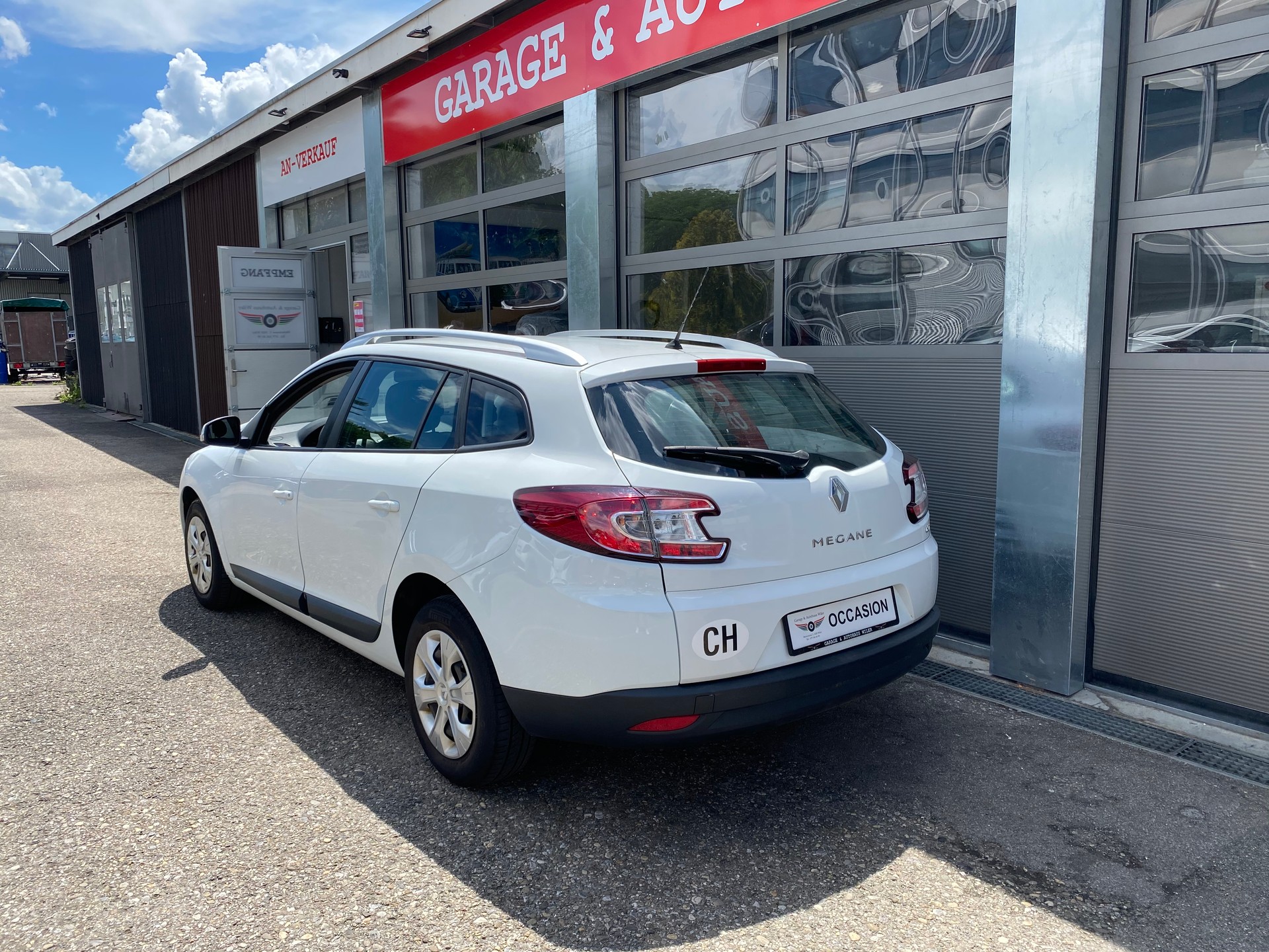 RENAULT Mégane Grandtour 1.5 dCi Expression-image-6
