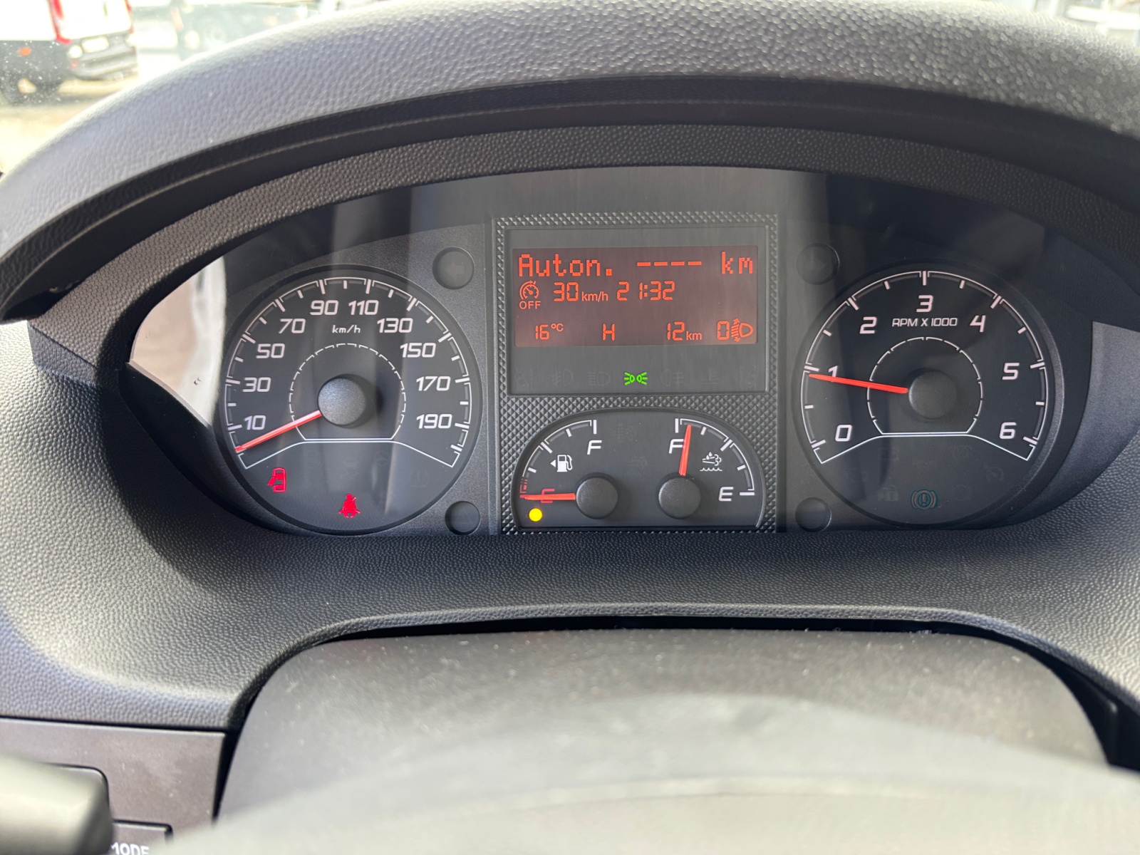 OPEL Movano 2.2 d 3,5t L2H2-image-9