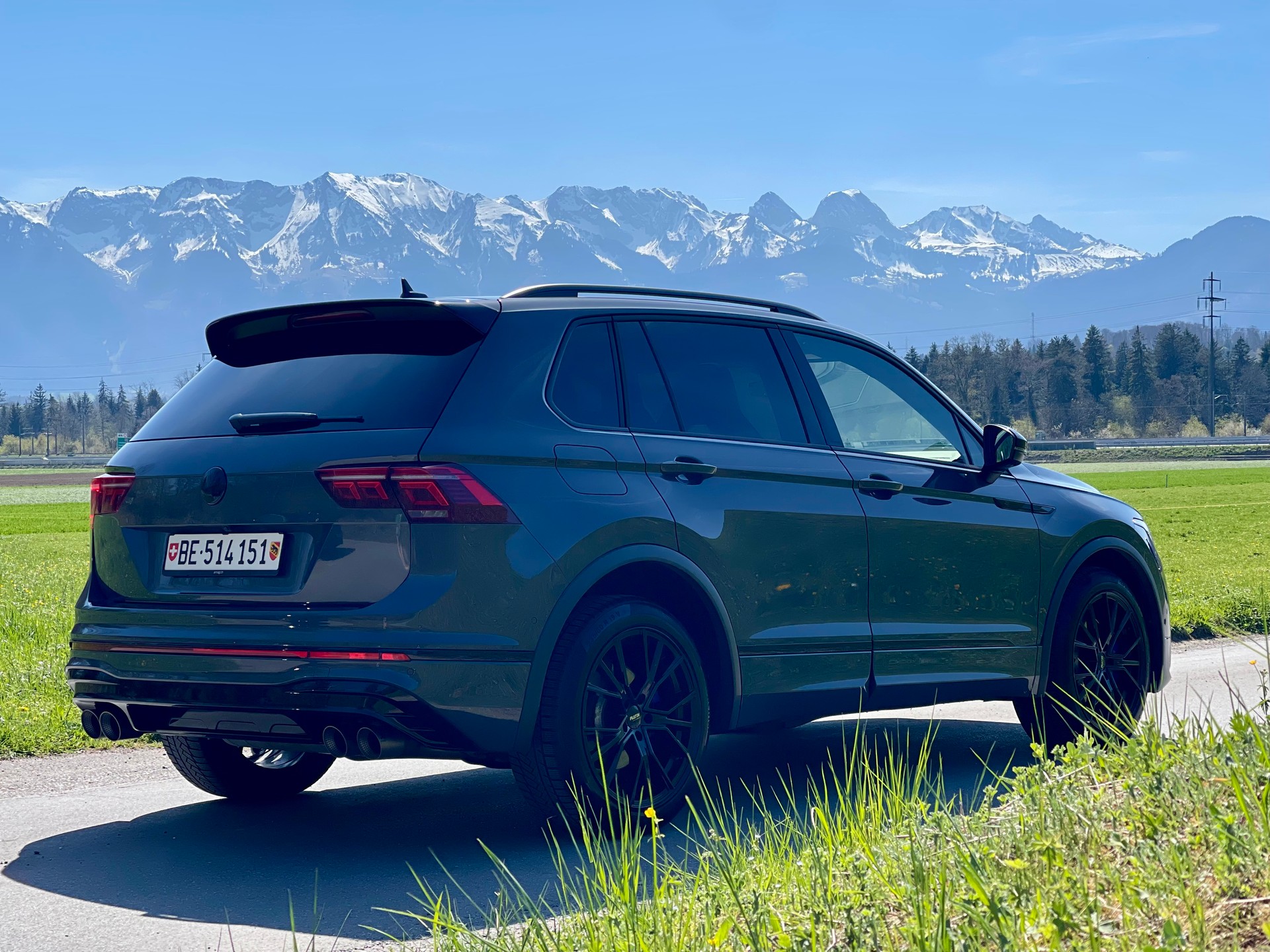 VW Tiguan 2.0TSI R 4Motion DSG-image-0