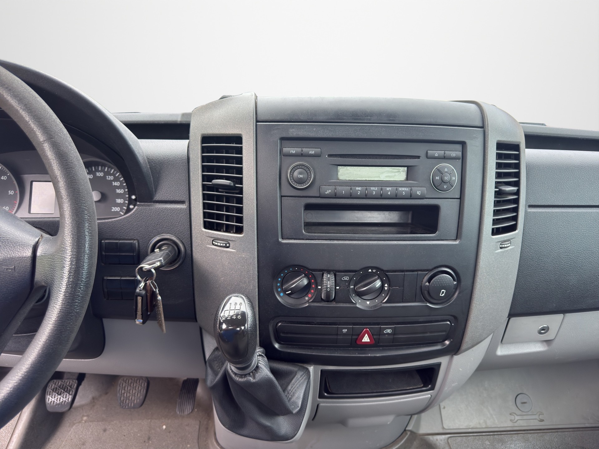 VW Crafter 35 2.5 BlueTDI 164 PS-image-10