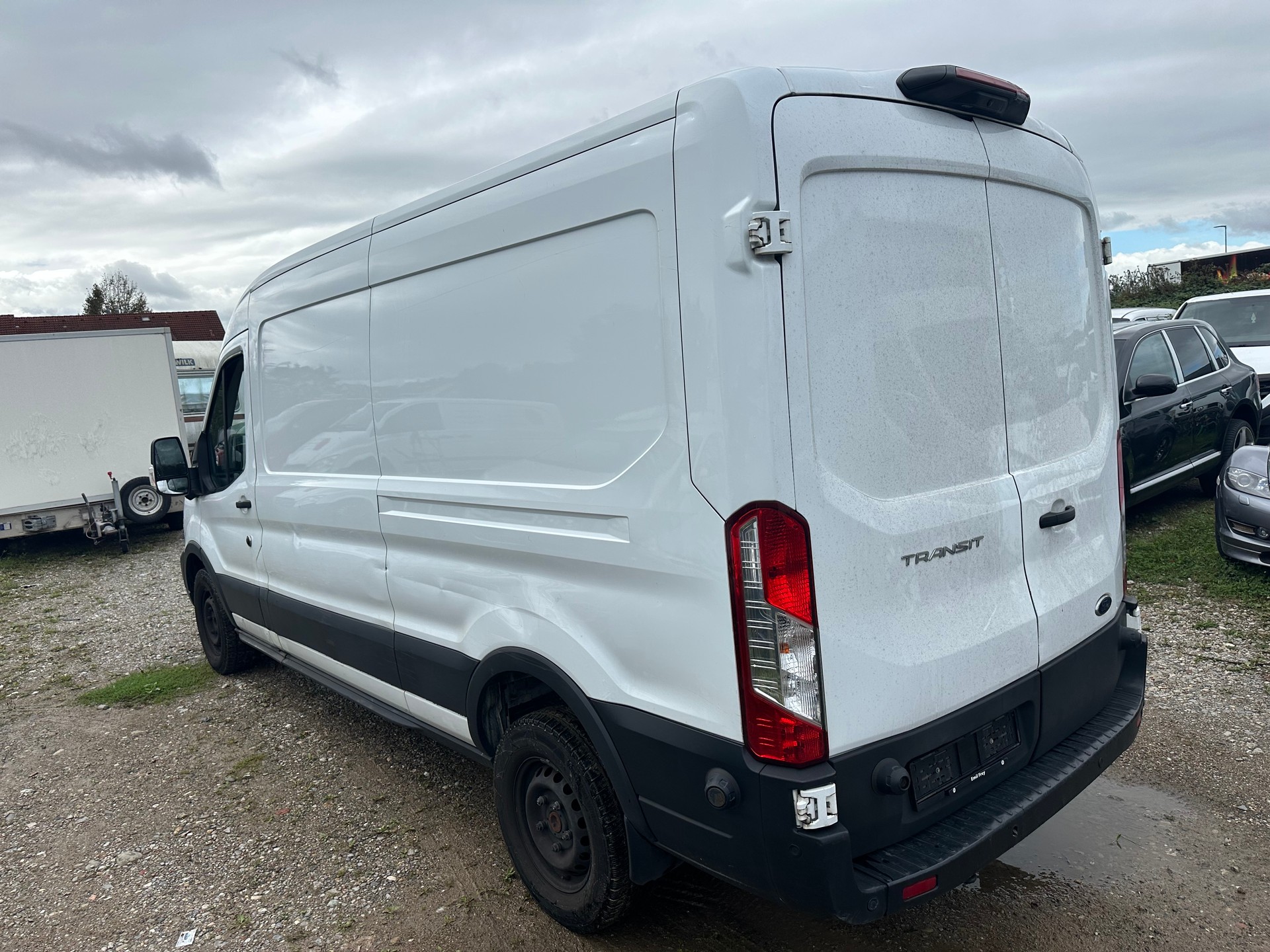 FORD Transit Van 350 L3 Basis 2.0 TDCi 130 RWD-image-3