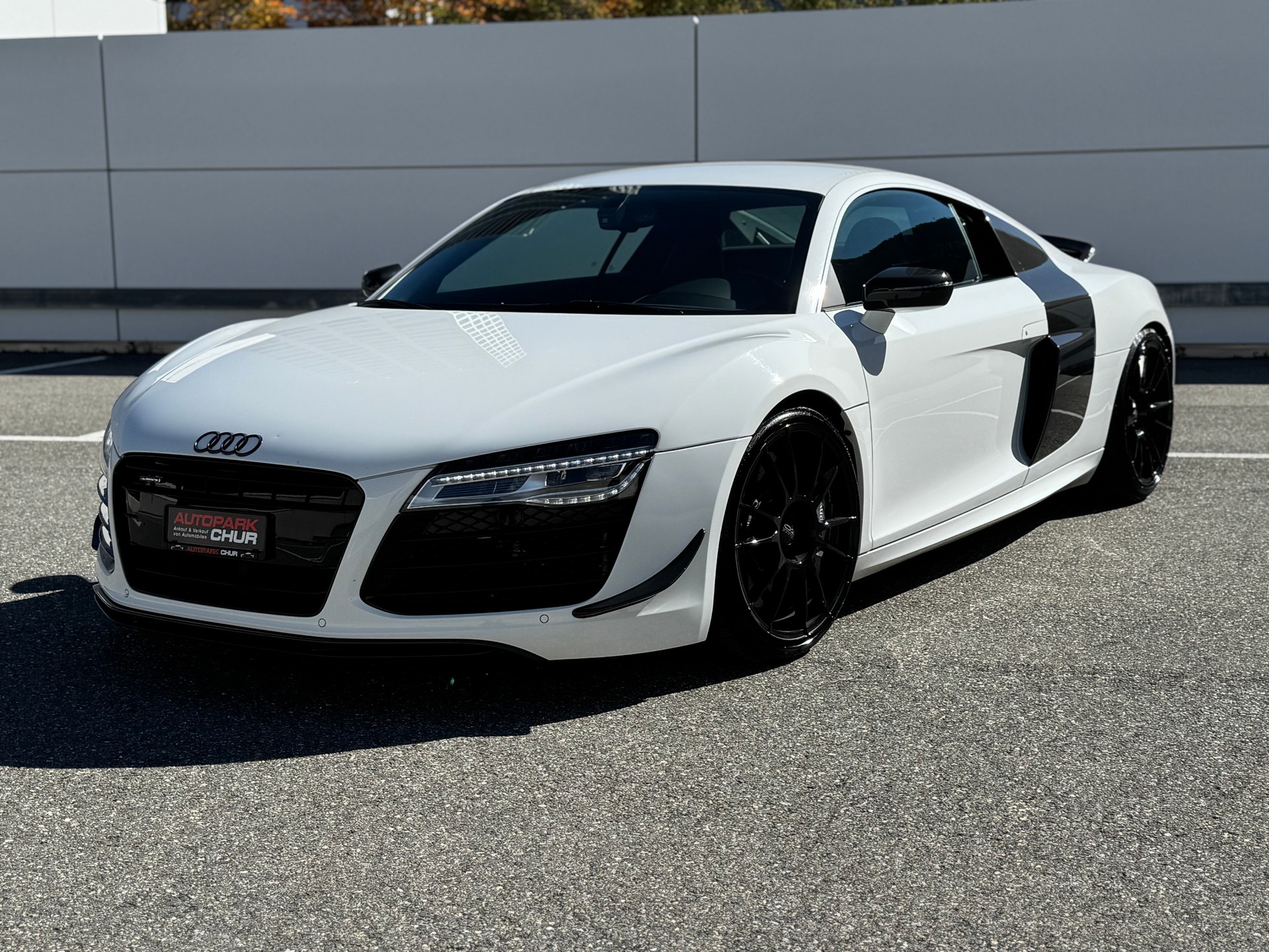 AUDI R8 plus Coupé 5.2 S-Tronic-image-0