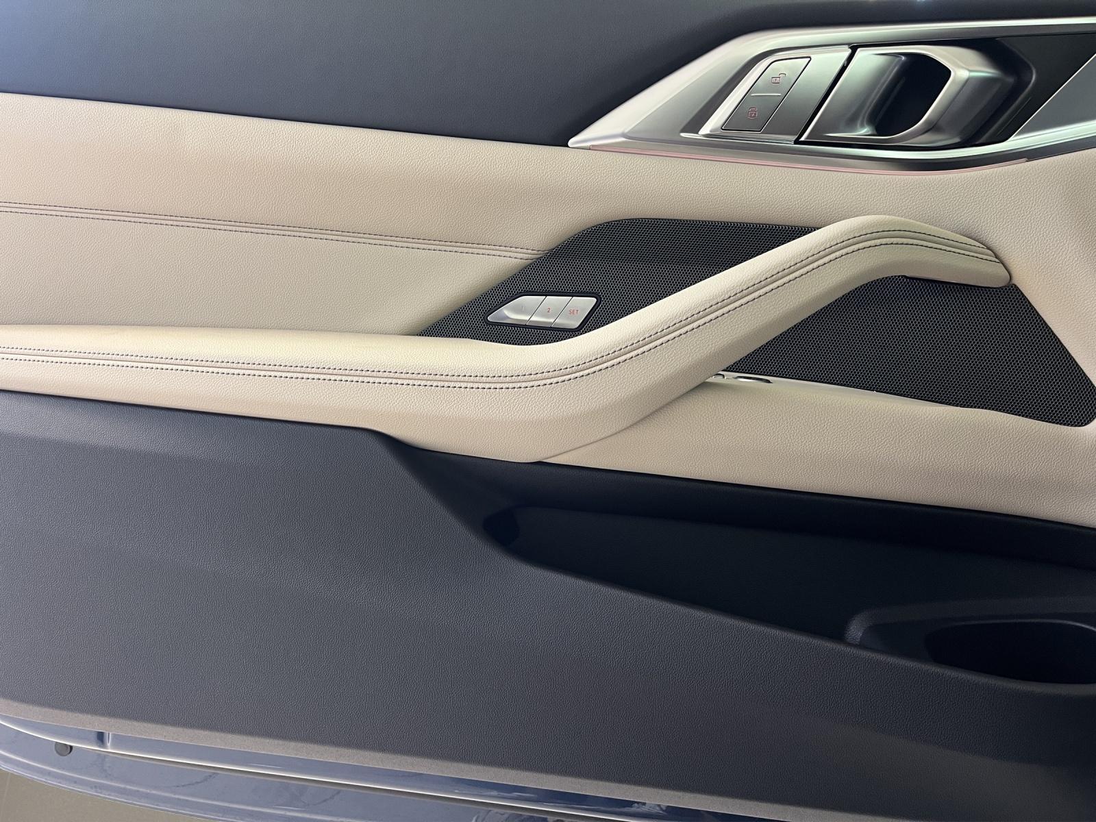 BMW 420i Cabriolet M Sport Pro Steptronic-image-16