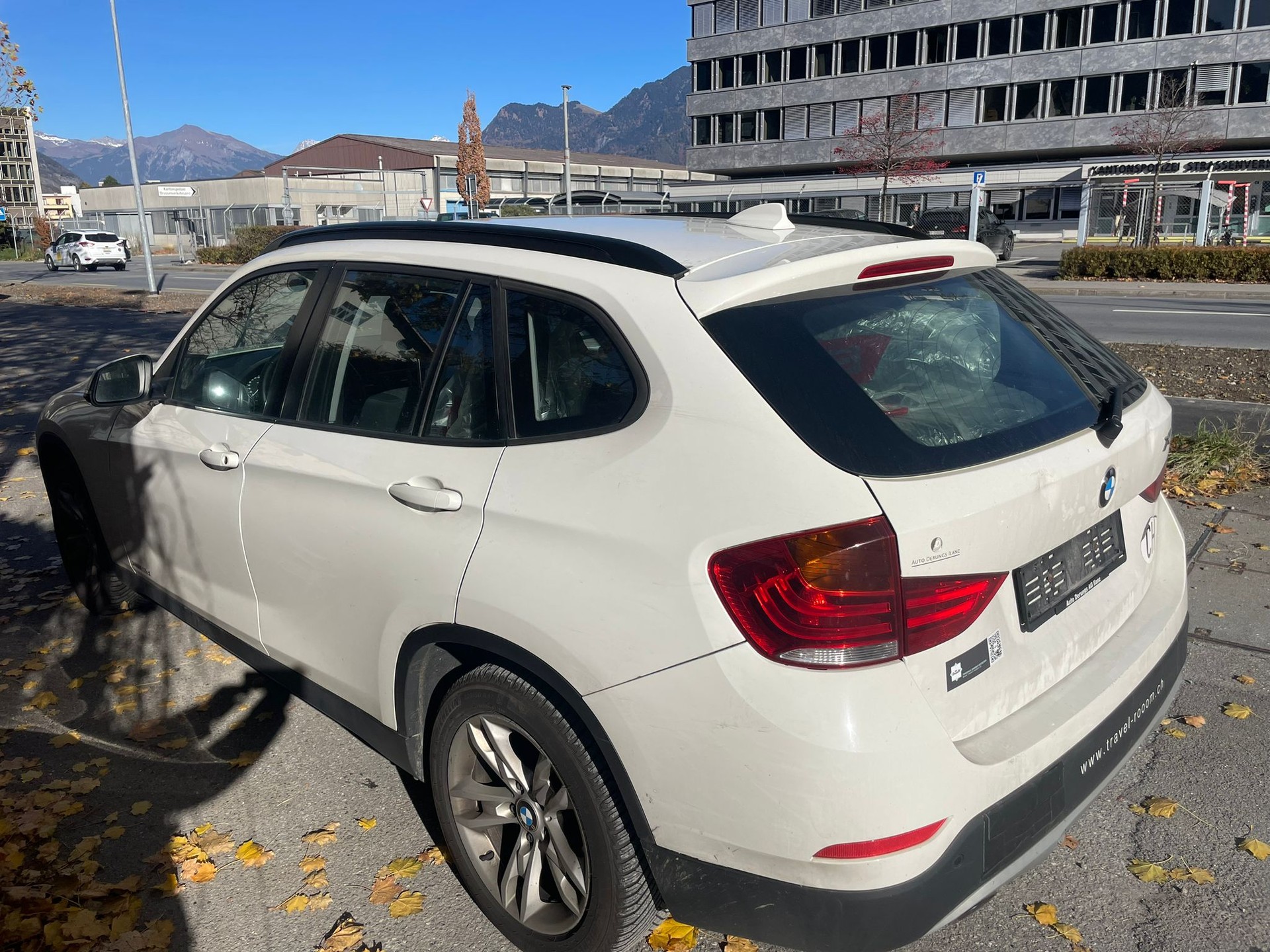 BMW X1 xDrive 18d-image-3