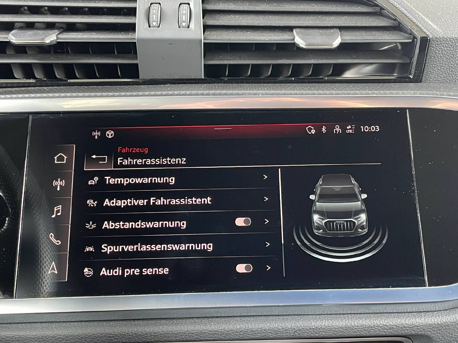 AUDI Q3 1.5 35 TFSI S line S-Tronic-image-10