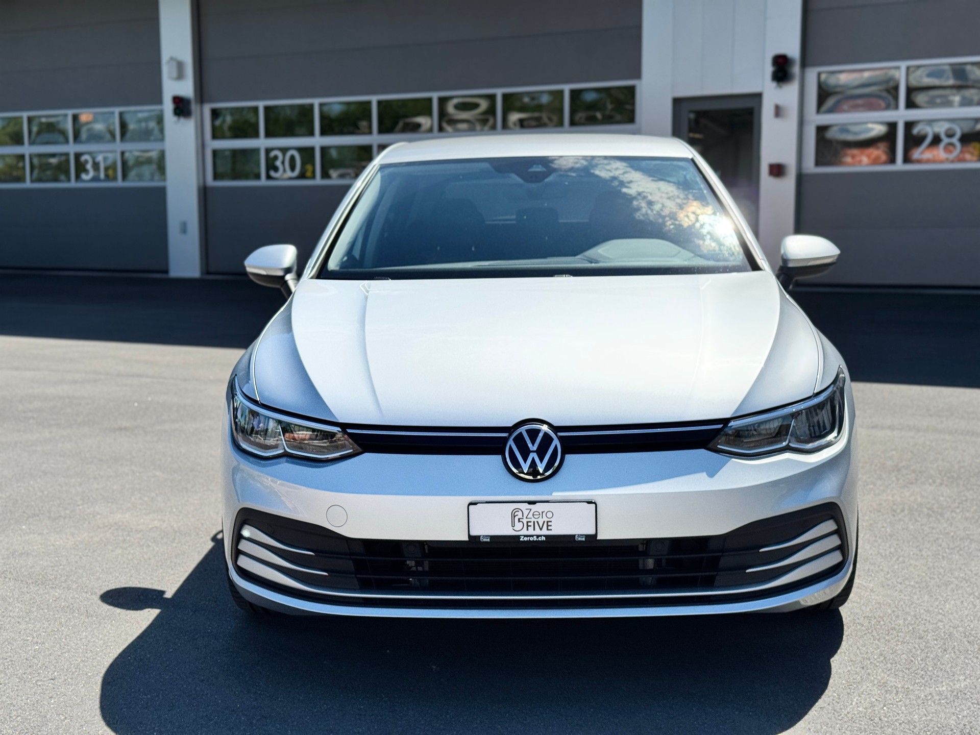 VW Golf 1.5 e TSI ACT Life DSG-image-1