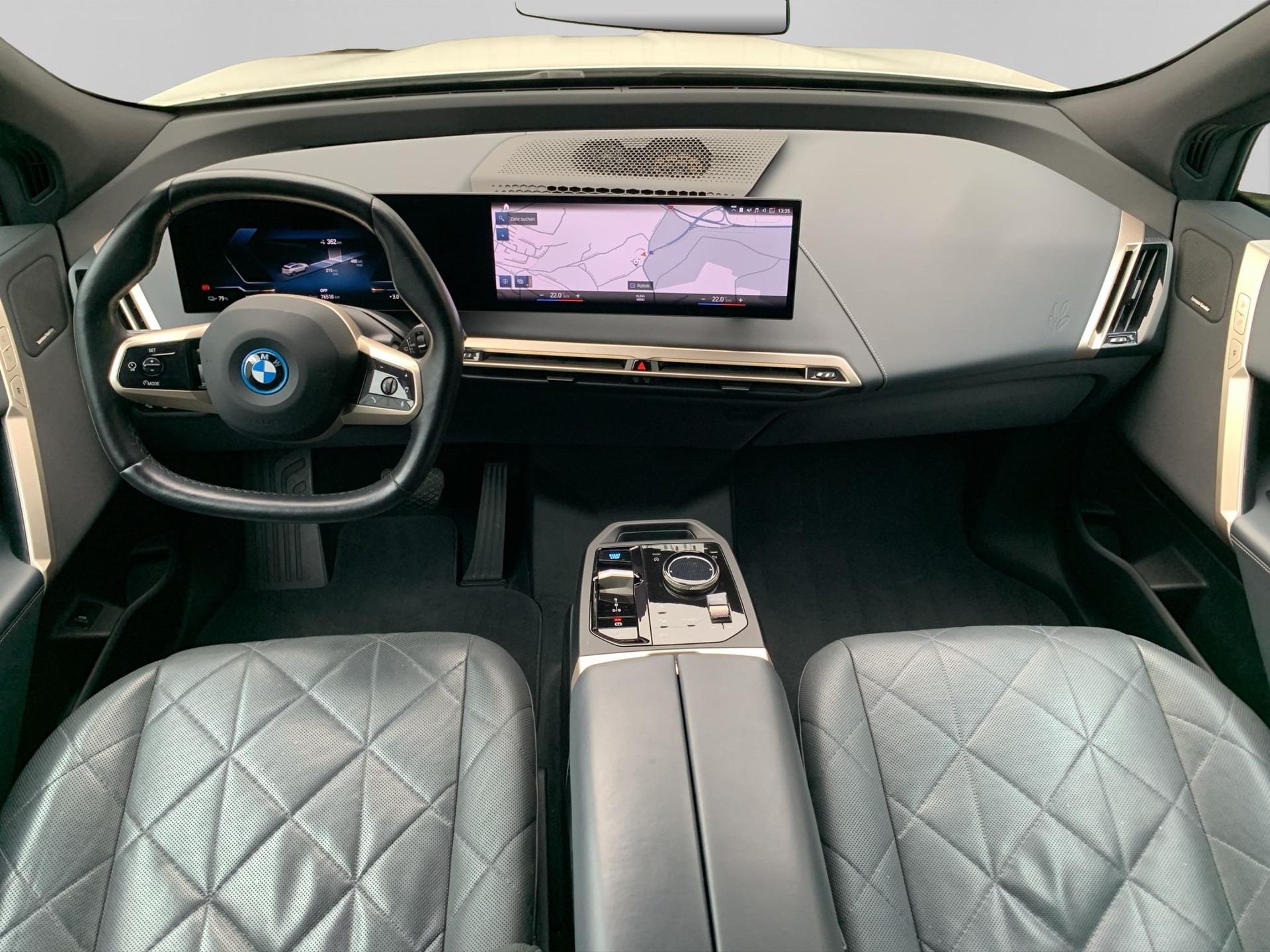 BMW iX xDrive50-image-13