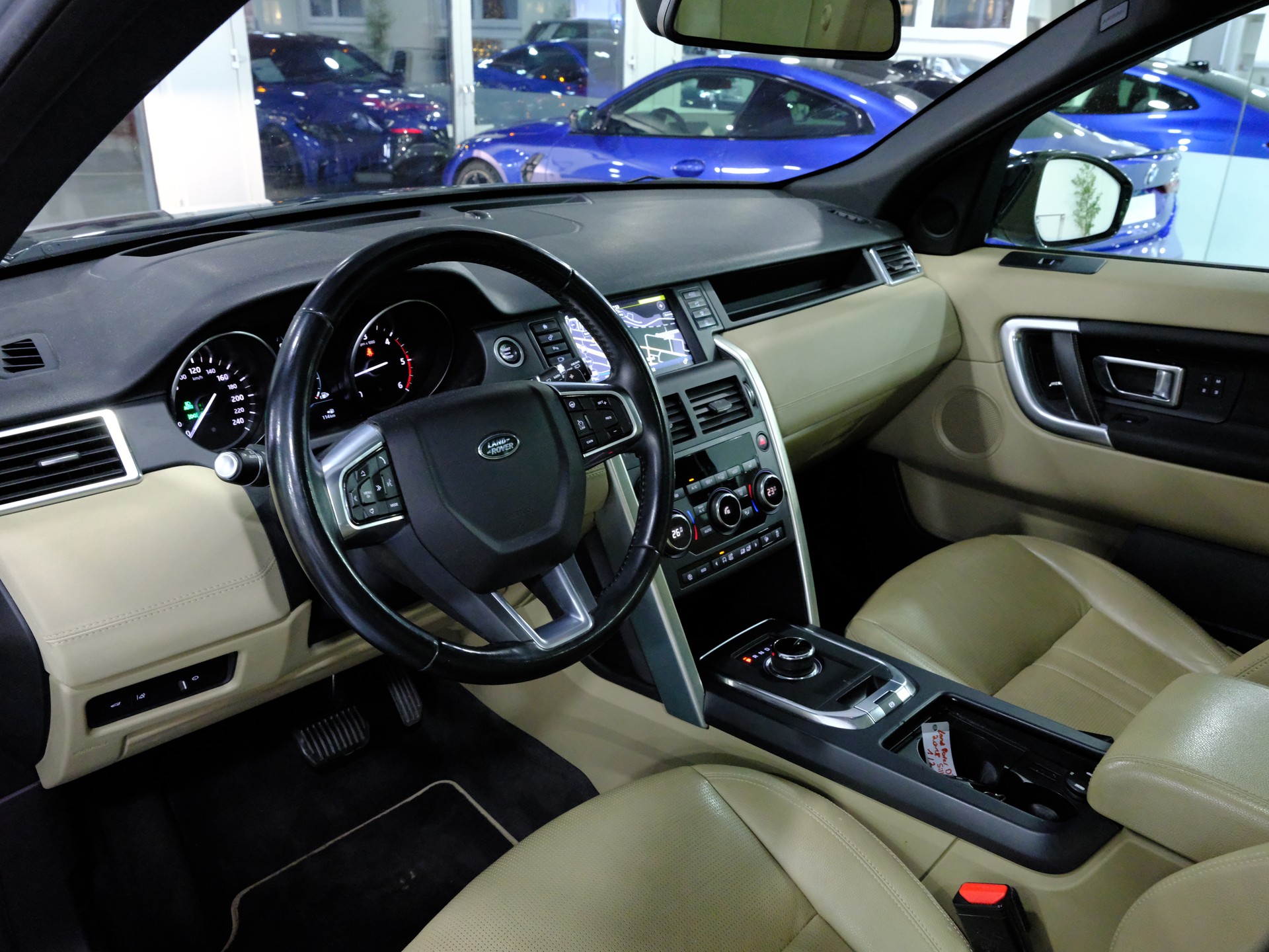 LAND ROVER Discovery Sport 2.0 SD4 HSE AT9 *Dynamic Pack* *Surround View* *Fahrassistenzpaket*-image-10