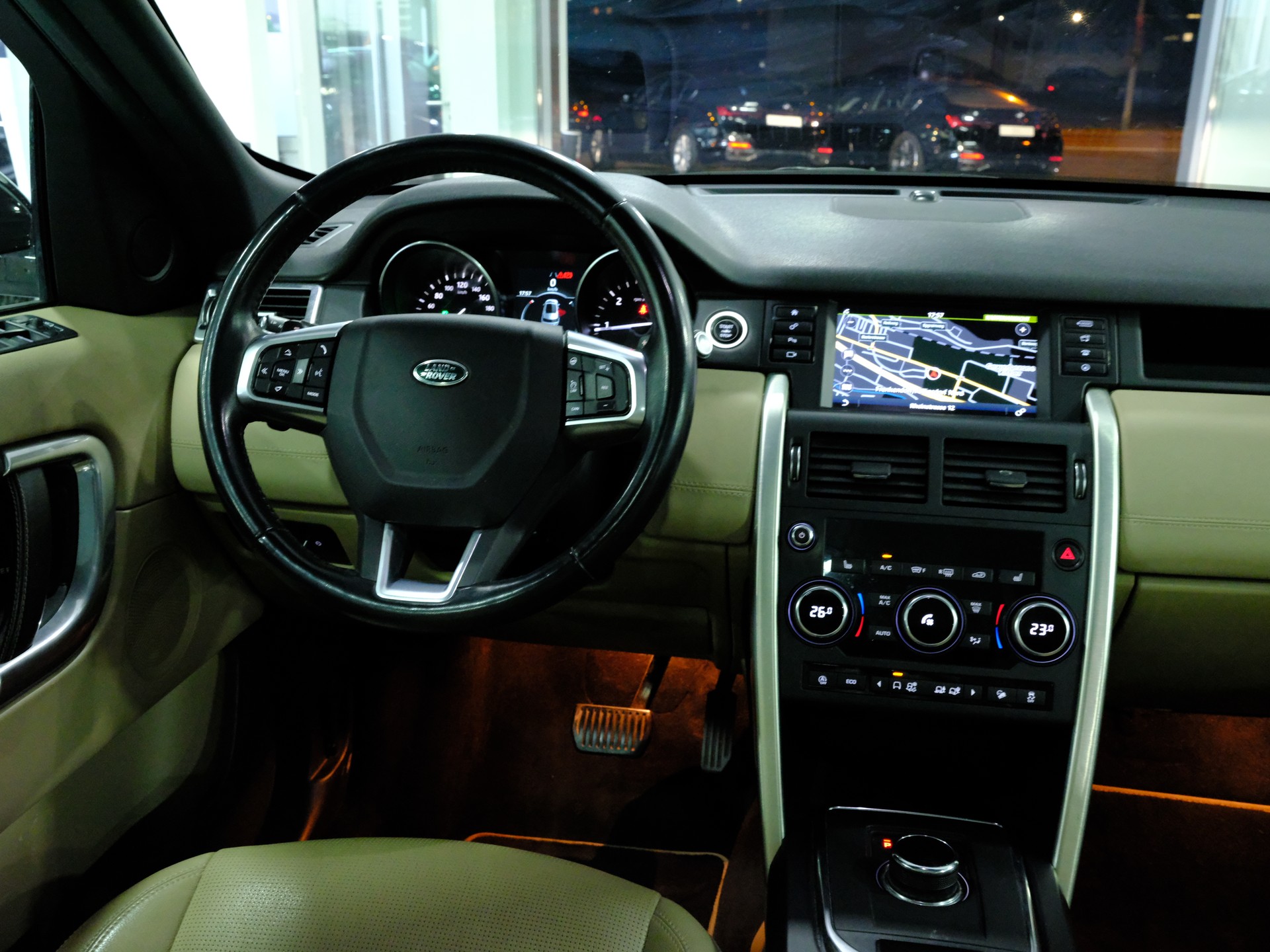 LAND ROVER Discovery Sport 2.0 SD4 HSE AT9 *Dynamic Pack* *Surround View* *Fahrassistenzpaket*-image-20