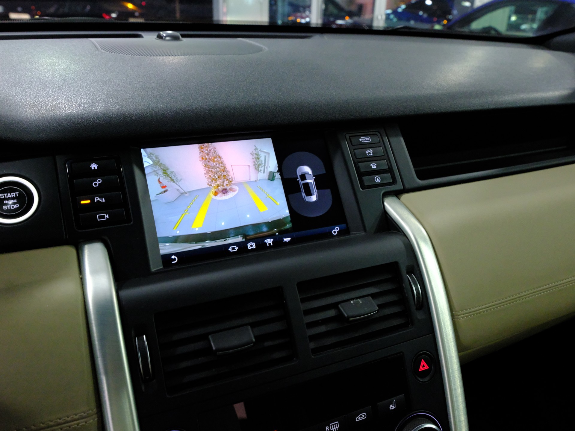 LAND ROVER Discovery Sport 2.0 SD4 HSE AT9 *Dynamic Pack* *Surround View* *Fahrassistenzpaket*-image-12