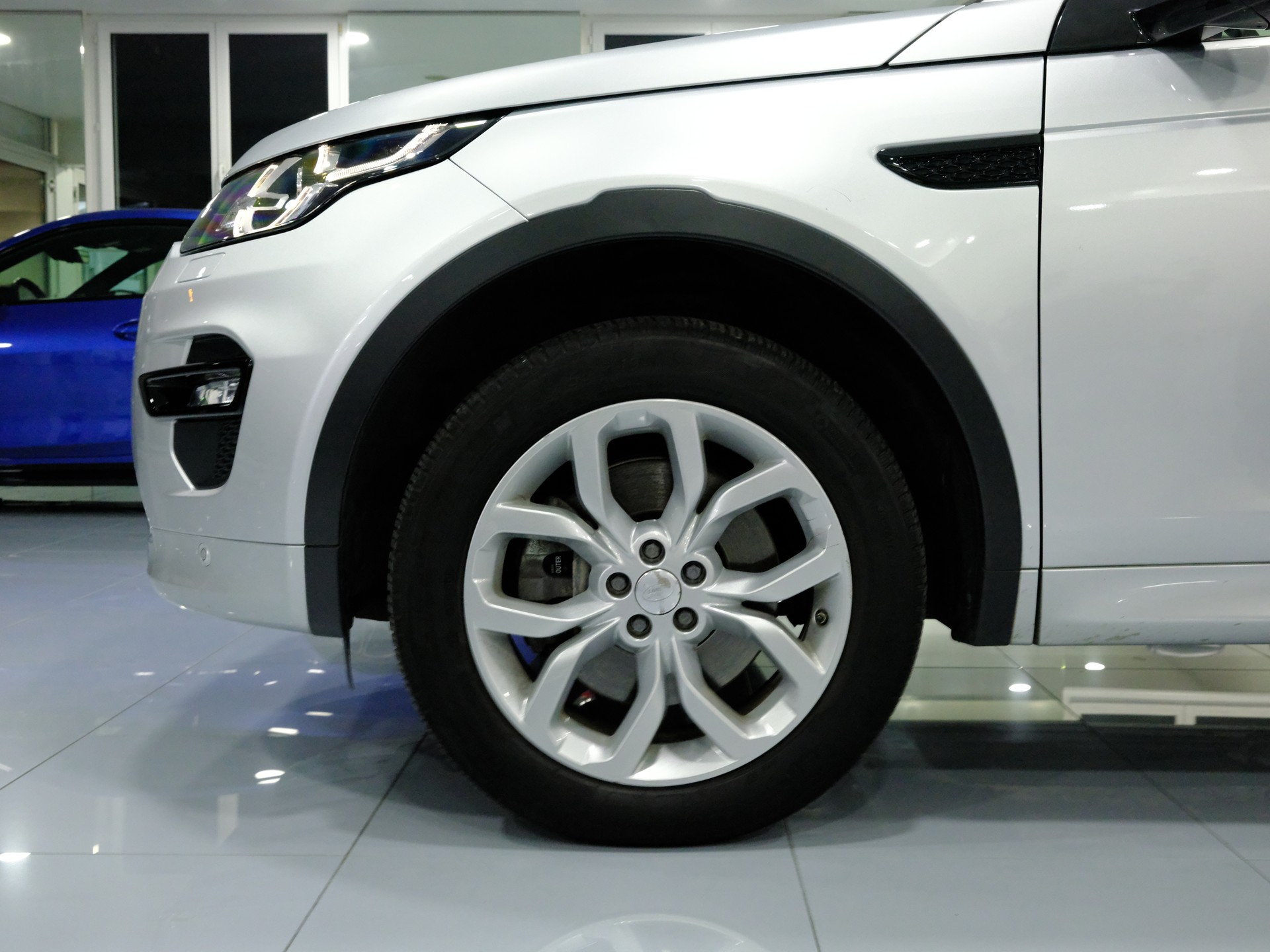 LAND ROVER Discovery Sport 2.0 SD4 HSE AT9 *Dynamic Pack* *Surround View* *Fahrassistenzpaket*-image-8