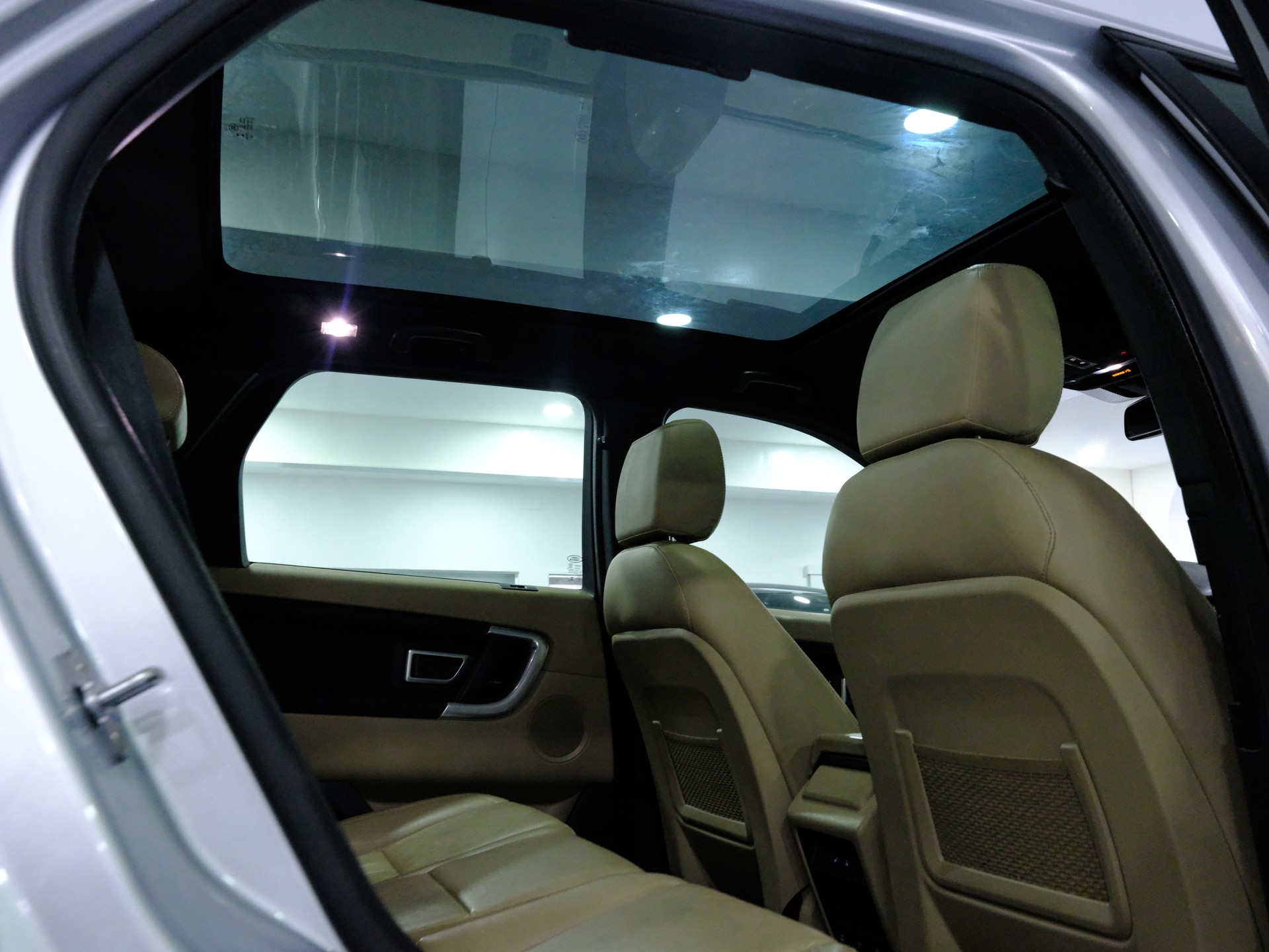 LAND ROVER Discovery Sport 2.0 SD4 HSE AT9 *Dynamic Pack* *Surround View* *Fahrassistenzpaket*-image-18