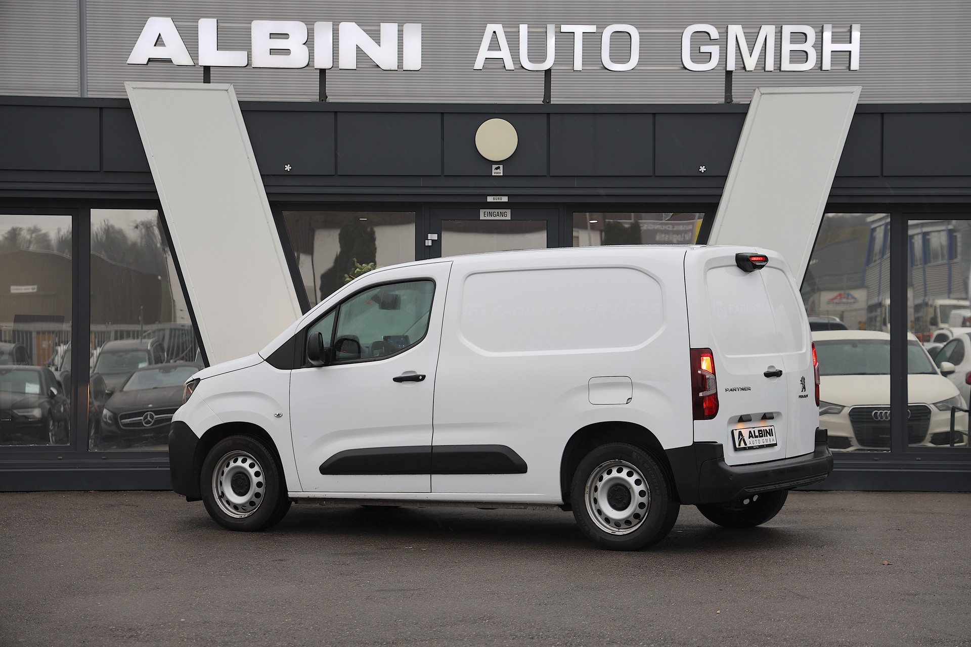 PEUGEOT Partner 1.5 Blue HDi s/s Asphalt 1000kg-showroom-element-3