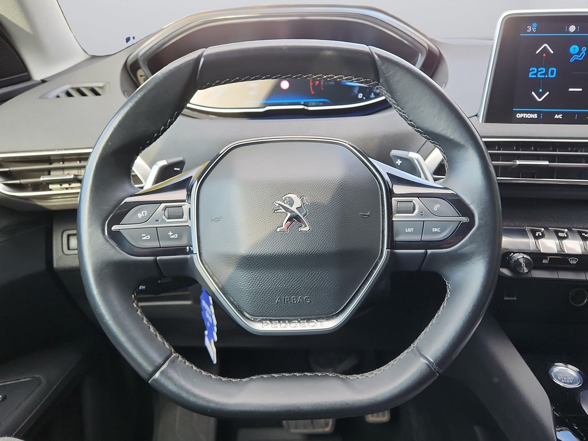 PEUGEOT 3008 1.2 PureTech Allure EAT-image-10