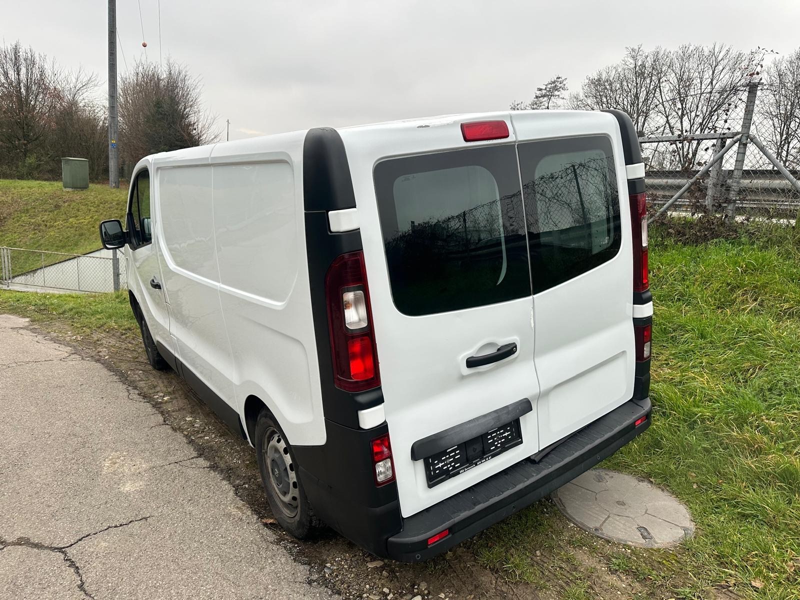 OPEL Vivaro 1.6 CDTI 2.7t L1H1-image-5