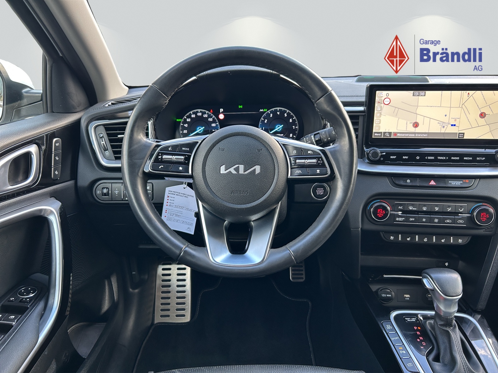 KIA Ceed SW 1.6 GDi Plug-in Hybrid Style-image-12