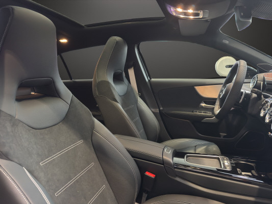 MERCEDES-BENZ A 250 4Matic 8G-DCT-image-11