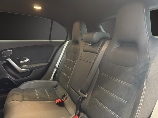 MERCEDES-BENZ A 250 4Matic 8G-DCT-image-10