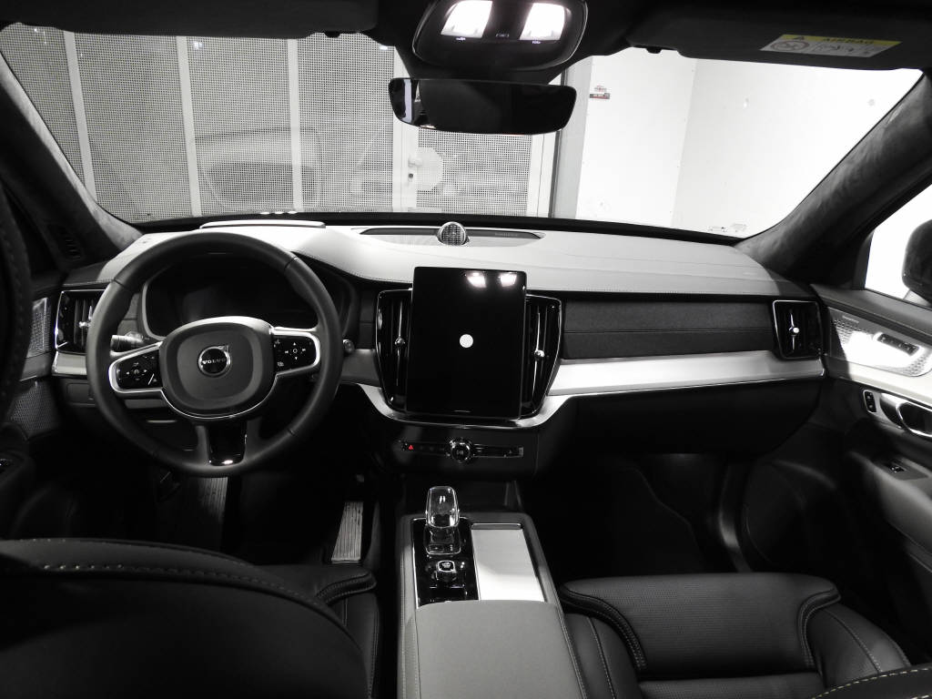 VOLVO XC90 2.0 T8 TE Black Edition eAWD-image-7