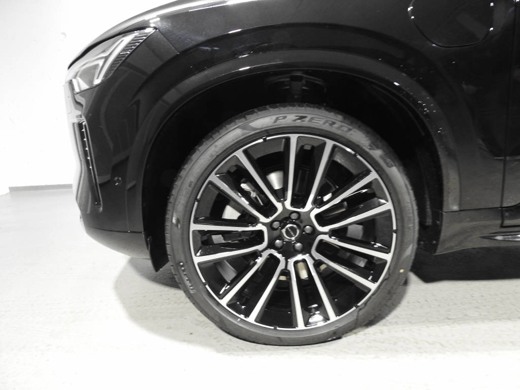 VOLVO XC90 2.0 T8 TE Ultre Dark eAWD-image-13