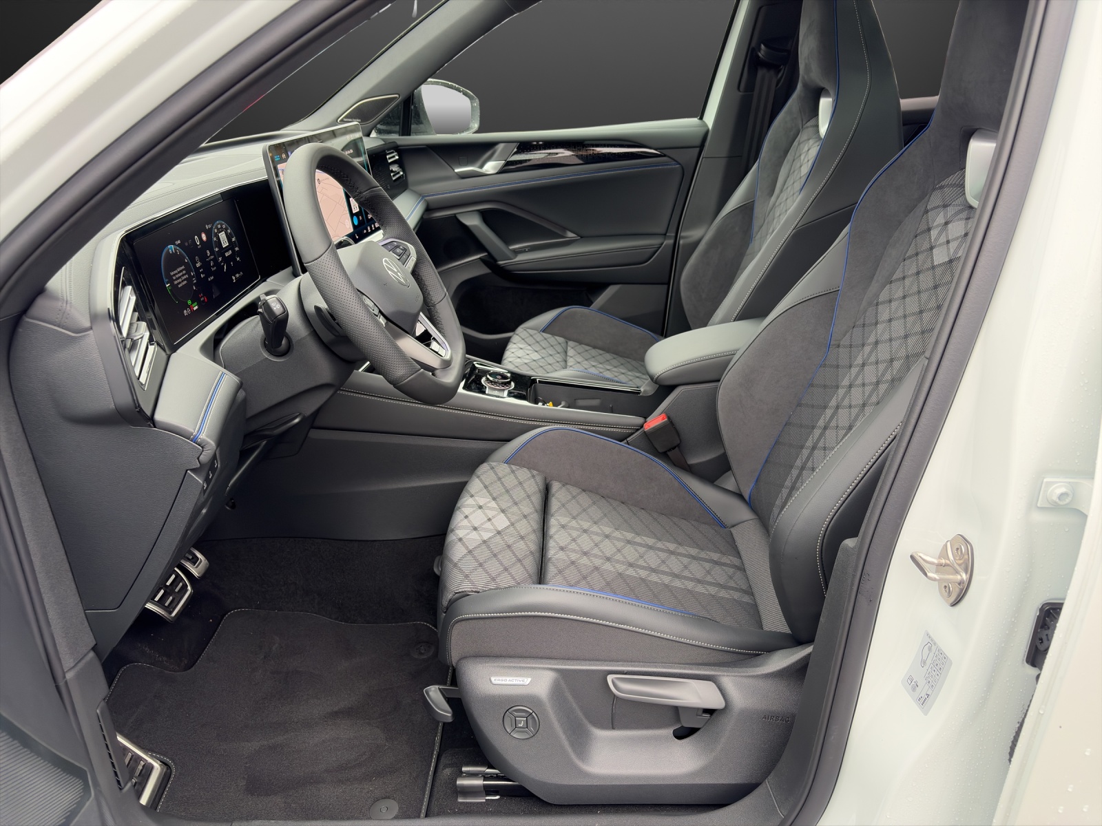VW Tiguan 1.5 TSI evo2 eHybrid R-Line DSG-image-7