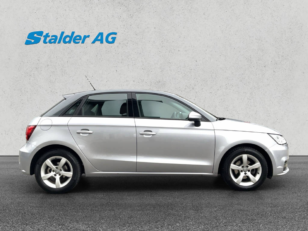 AUDI A1 Sportback 1.0 TFSI ultra S-Tronic-image-6