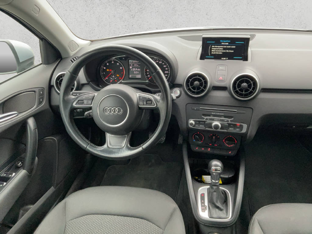 AUDI A1 Sportback 1.0 TFSI ultra S-Tronic-image-10